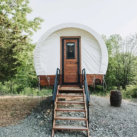 Heated & Ac Full Bathroom Covered Wagon Penn Yan Extérieur photo